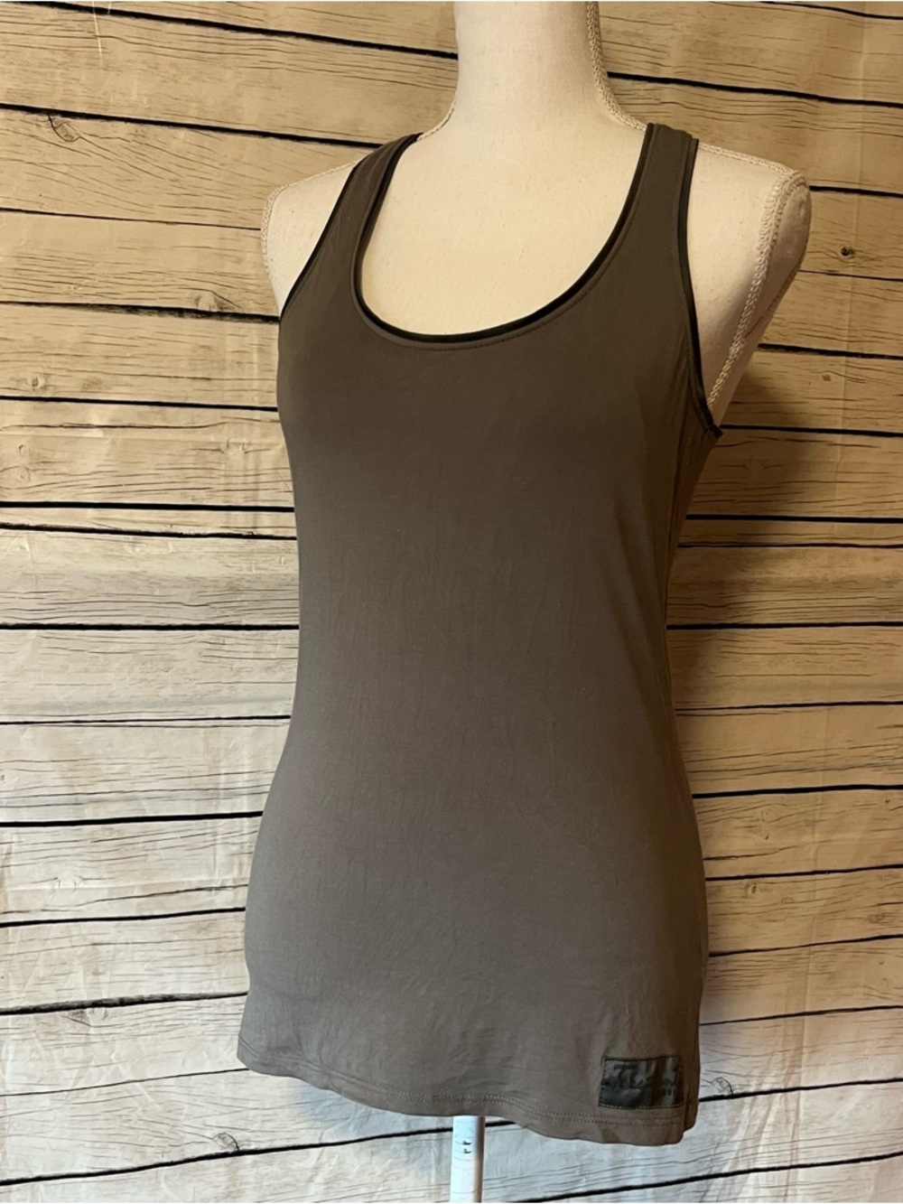 Faceplant Dream Wear Women’s Grey Scoop Neck Tank Top